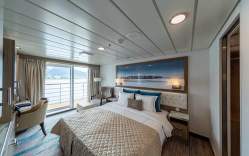 AE Expeditions, Greg Mortimer - Captains Suite 1